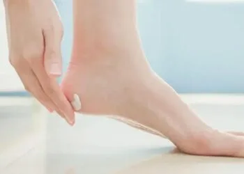 Como Tirar Chulé do Pé Rápido: Guia Infalível Para Eliminar o Odor!
