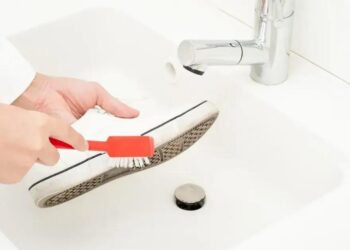 Chulé de Sapato Te Faz Passar Vergonha? Veja Como Eliminar!