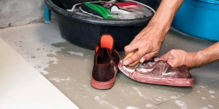 Como tirar chulé das sapatilhas: Guia infalível para eliminar o mau cheiro!