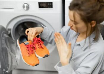 Meu Pé Soa Muito e Tem Chulé: Descubra o Que Fazer!