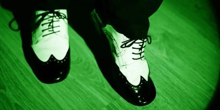 Nome para Loja de Calçados: Encontre o Par Perfeito para o Seu Negócio