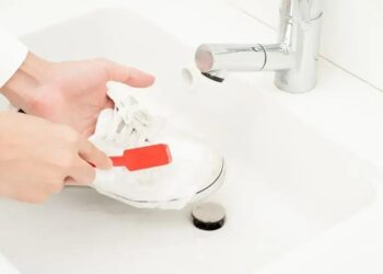 Tênis com Chulé: Guia Completo para Eliminar o Mau Cheiro