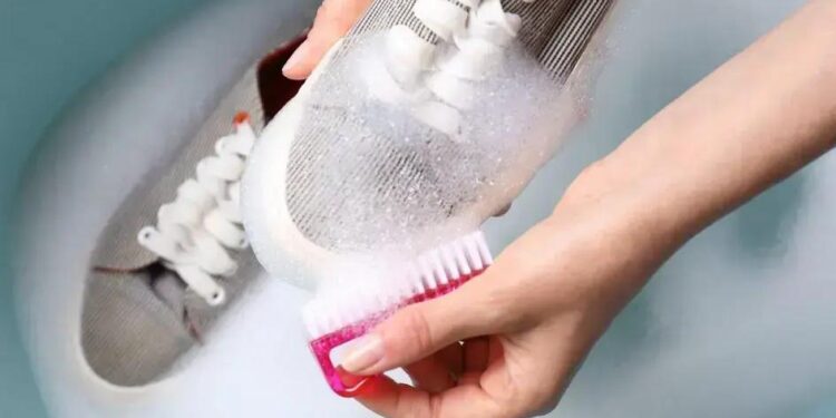 Chega de Chulé! Guia Completo Para Eliminar o Mau Cheiro dos Pés e Calçados